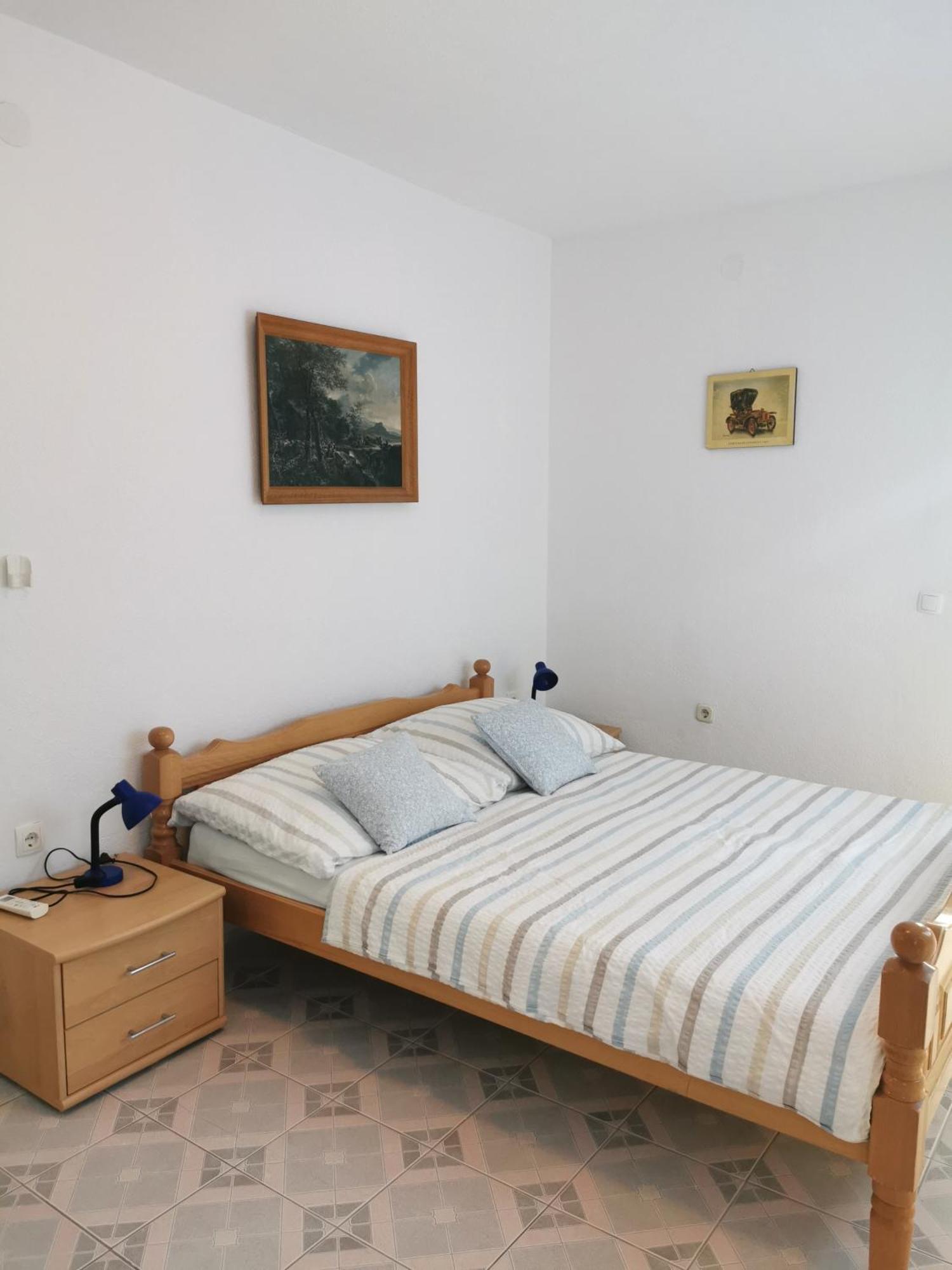 Apartmani Gabi Cesarica Exterior foto
